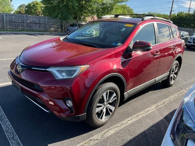 2018 Toyota RAV4 XLE AWD's photo