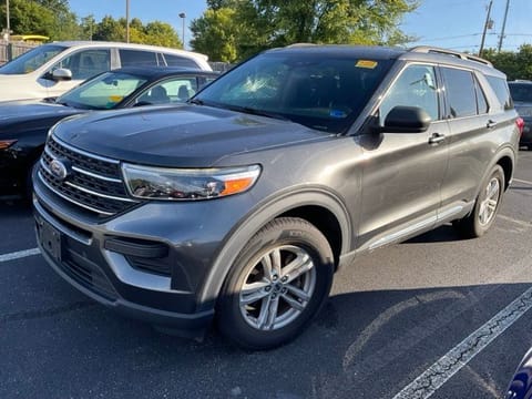 1 image of 2020 Ford Explorer XLT