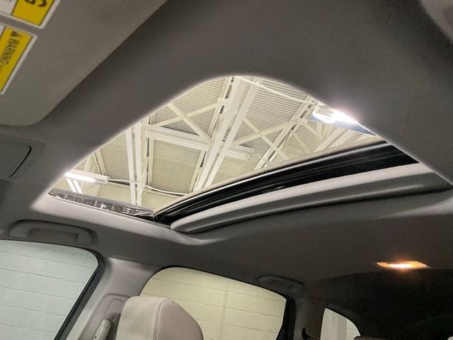 2020 Honda CR-V Touring - Photo 28