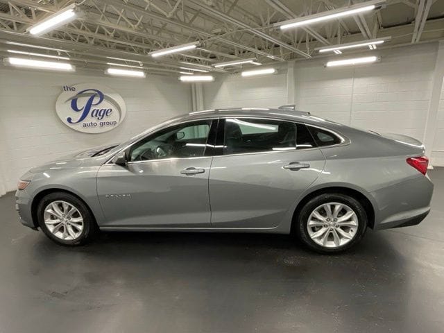 1G1ZD5ST5RF153492