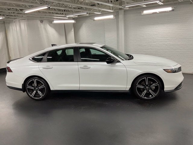 2024 Honda Accord Hybrid Sport - Photo 6