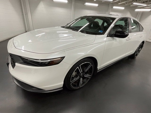 2024 Honda Accord Hybrid Sport - Photo 1