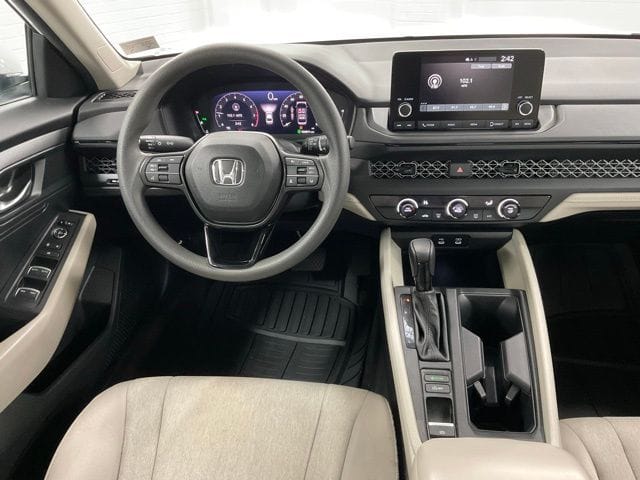 2024 Honda Accord LX - Photo 14