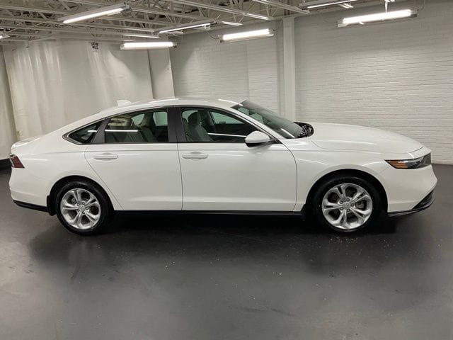 2024 Honda Accord LX - Photo 6