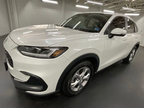 1 image of 2024 Honda HR-V LX