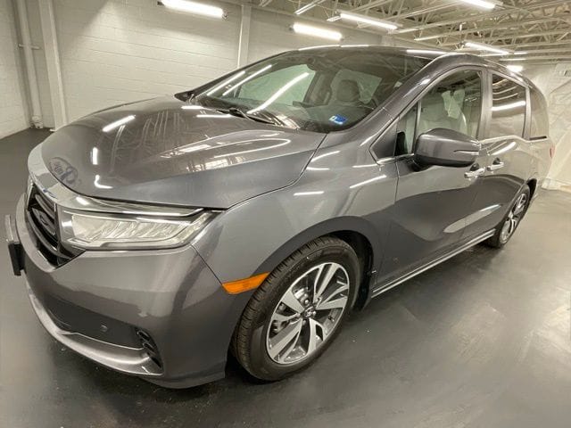 2024 Honda Odyssey Touring's photo