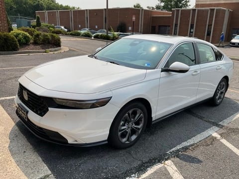 1 image of 2025 Honda Accord Hybrid EX-L