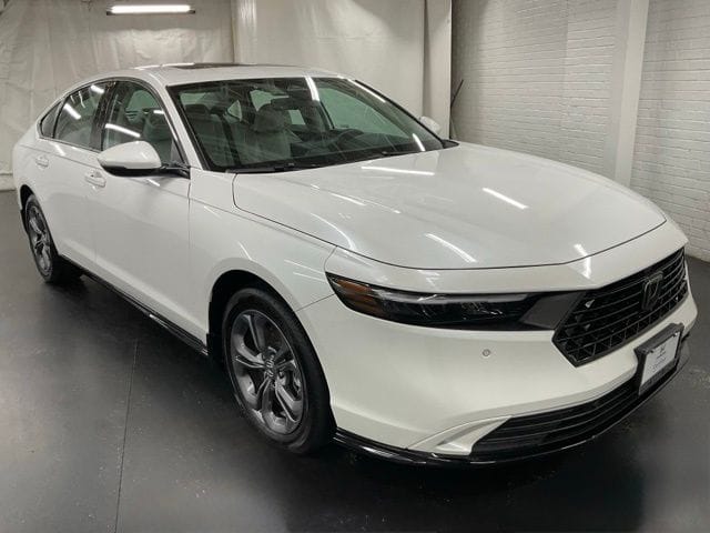 2025 Honda Accord Hybrid EX-L - Photo 7