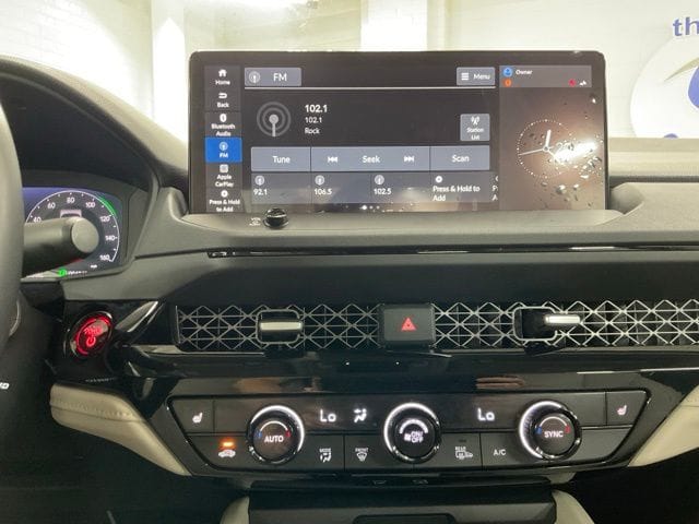 2025 Honda Accord Hybrid EX-L - Photo 24