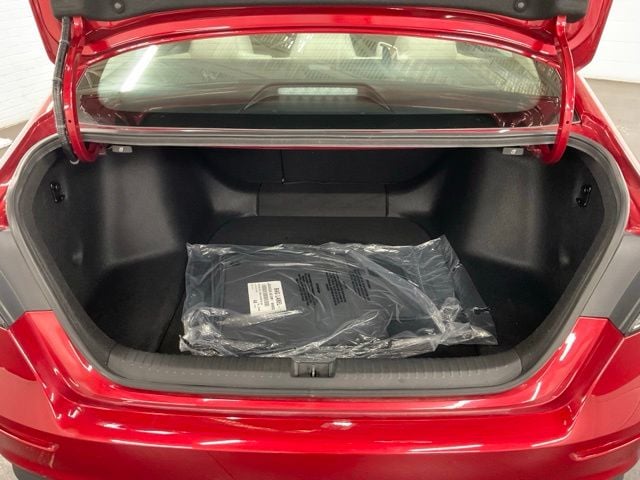 2025 Honda Accord SE - Photo 8