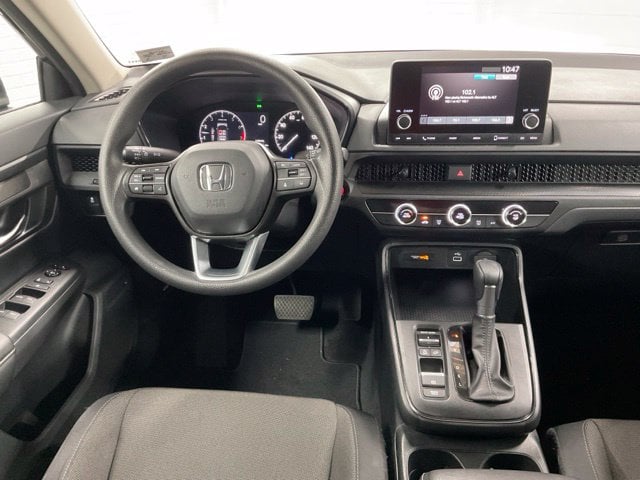 2025 Honda CR-V LX - Photo 14