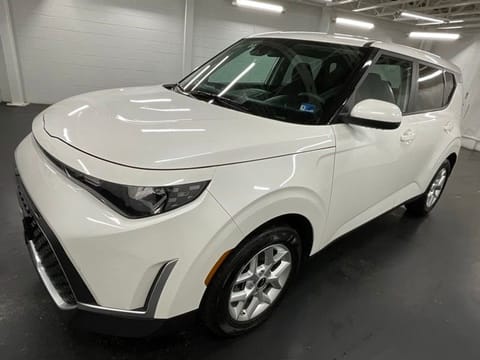 1 image of 2025 Kia Soul LX