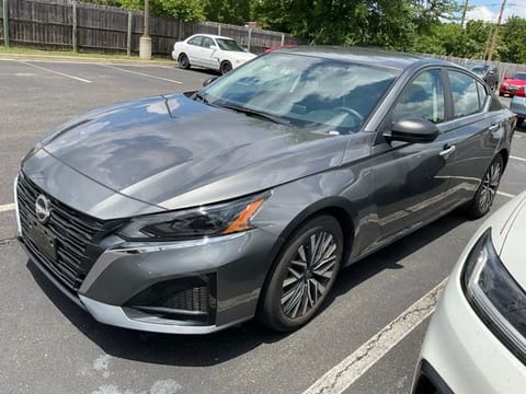 1 image of 2025 Nissan Altima 2.5 SV
