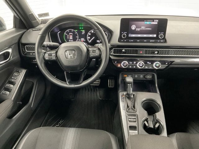2026 Honda Civic Hatchback Sport - Photo 15