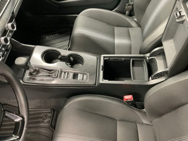 2026 Honda Civic Hatchback Sport - Photo 22