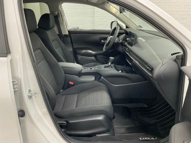 2026 Honda HR-V LX - Photo 18