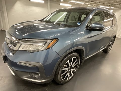 1 image of 2022 Honda Pilot Touring