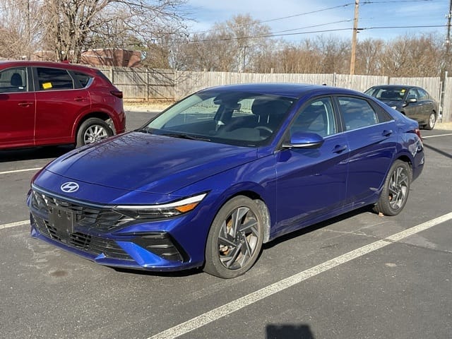 2025 Hyundai Elantra SEL
