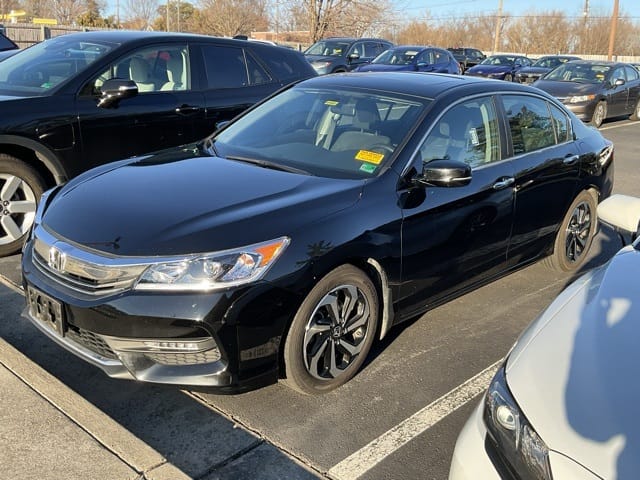 2016 Honda Accord EX's photo