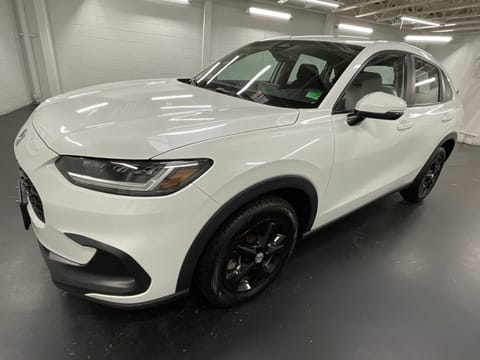 1 image of 2024 Honda HR-V LX