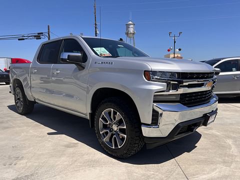 1 image of 2020 Chevrolet Silverado 1500 LT