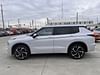 34 thumbnail image of  2024 Mitsubishi Outlander SEL