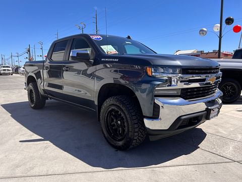 1 image of 2021 Chevrolet Silverado 1500 LT