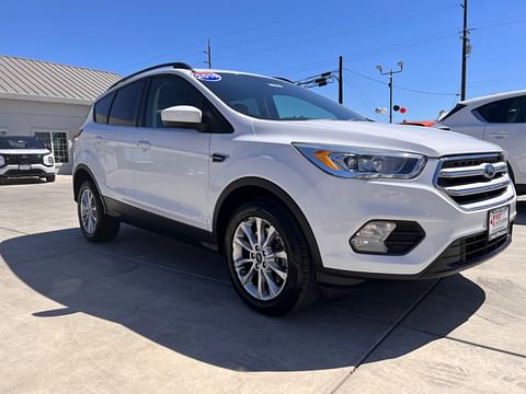 1 image of 2019 Ford Escape SEL