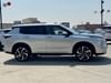 5 thumbnail image of  2023 Mitsubishi Outlander SE