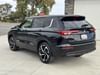 10 thumbnail image of  2022 Mitsubishi Outlander ES