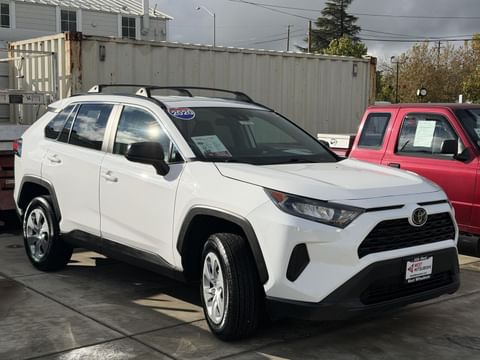 1 image of 2020 Toyota RAV4 LE