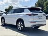 9 thumbnail image of  2025 Mitsubishi Outlander SEL