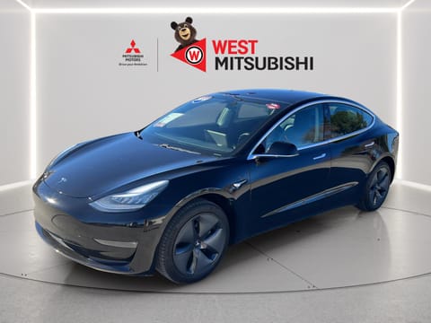1 image of 2019 Tesla Model 3 Standard Range Plus