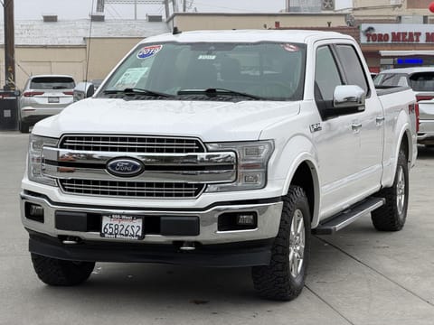 1 image of 2019 Ford F-150 LARIAT