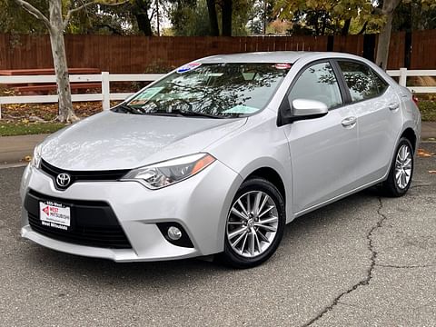 1 image of 2014 Toyota Corolla LE Plus