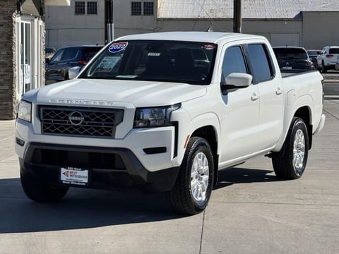 1 image of 2022 Nissan Frontier SV