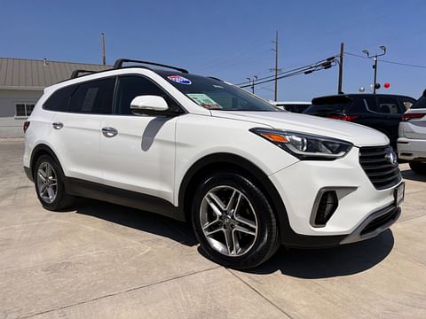 1 image of 2018 Hyundai Santa Fe SE Ultimate