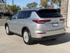 8 thumbnail image of  2022 Mitsubishi Outlander ES