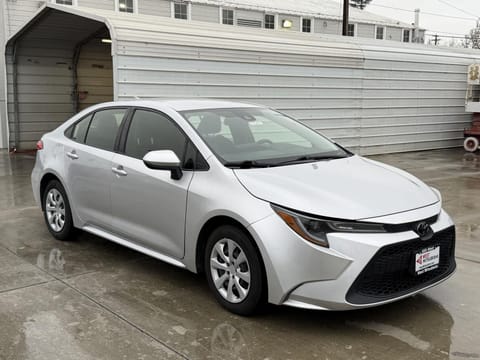 1 image of 2022 Toyota Corolla LE