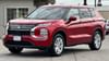 2 thumbnail image of  2025 Mitsubishi Outlander ES