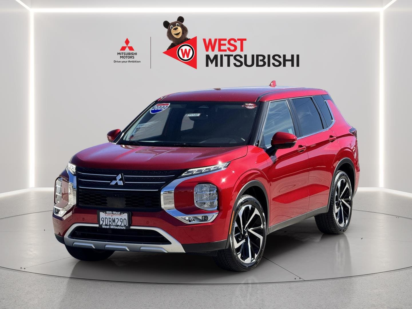 2022 Mitsubishi Outlander SE's photo