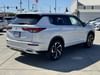 7 thumbnail image of  2024 Mitsubishi Outlander SE