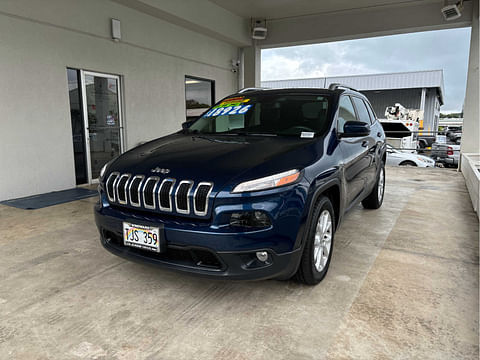 1 image of 2018 Jeep Cherokee Latitude Plus