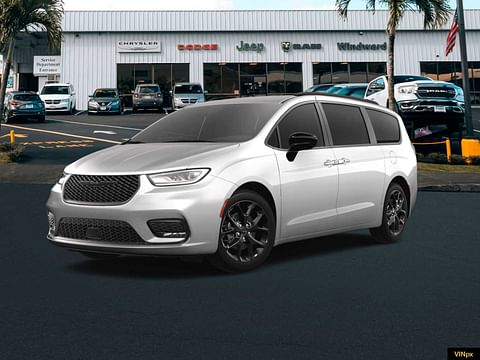 1 image of 2024 Chrysler Pacifica Touring L