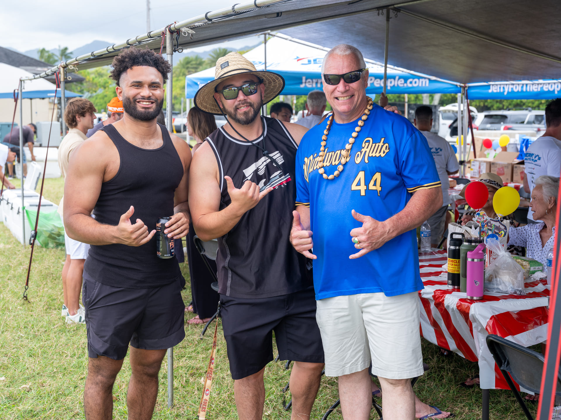 Jerry V's Kualoa Beachpark Picnic