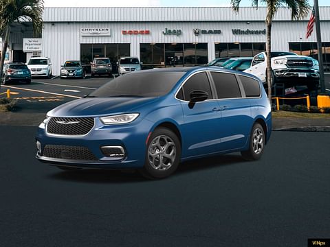 1 image of 2024 Chrysler Pacifica Limited