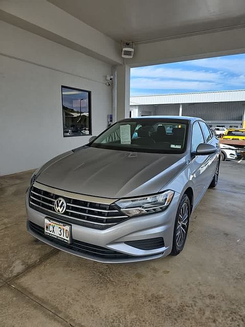 1 image of 2021 Volkswagen Jetta SE