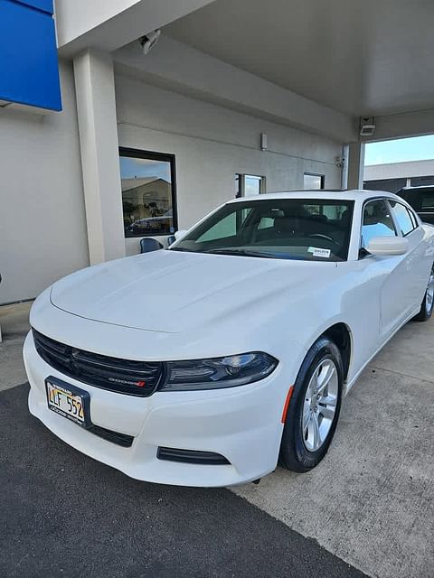 1 image of 2019 Dodge Charger SXT