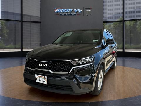 1 image of 2022 Kia Sorento LX