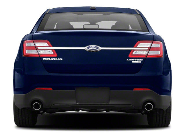 8 thumbnail image of  2013 Ford Taurus SE